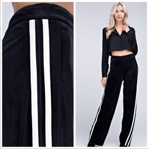 🔴On-Trend Velvet Track Pants
